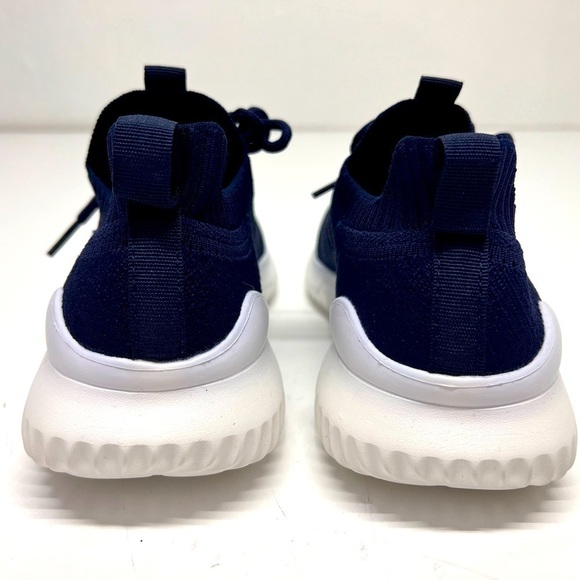 Akk - Women’s Walking Lightweight Memory Foam Sneaker - 8 - Picture 7 of 11